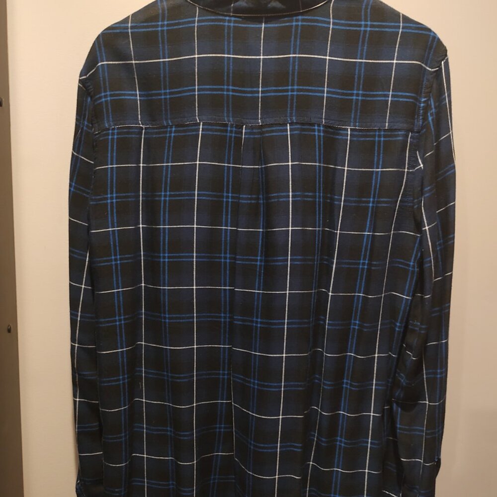 Black and Blue plaid, relaxed top - Picture 2 of 5